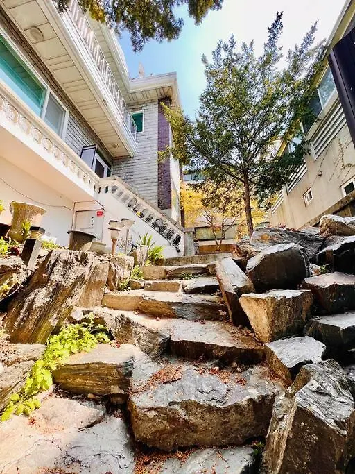Large House Subway 5 Minute Villa Seoul