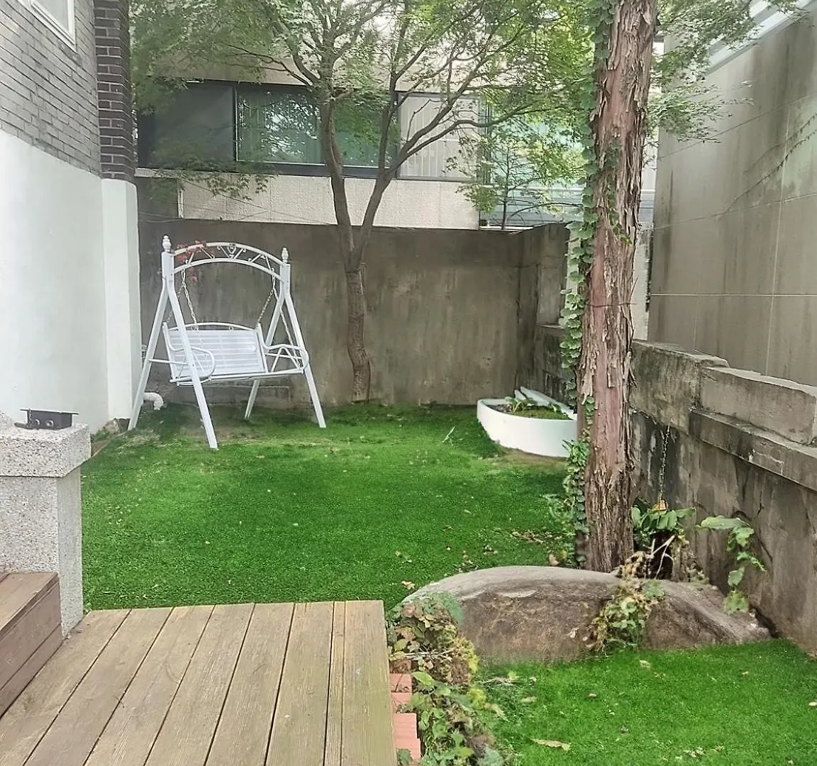 Large House Subway 5 Minute Villa Seoul South Korea